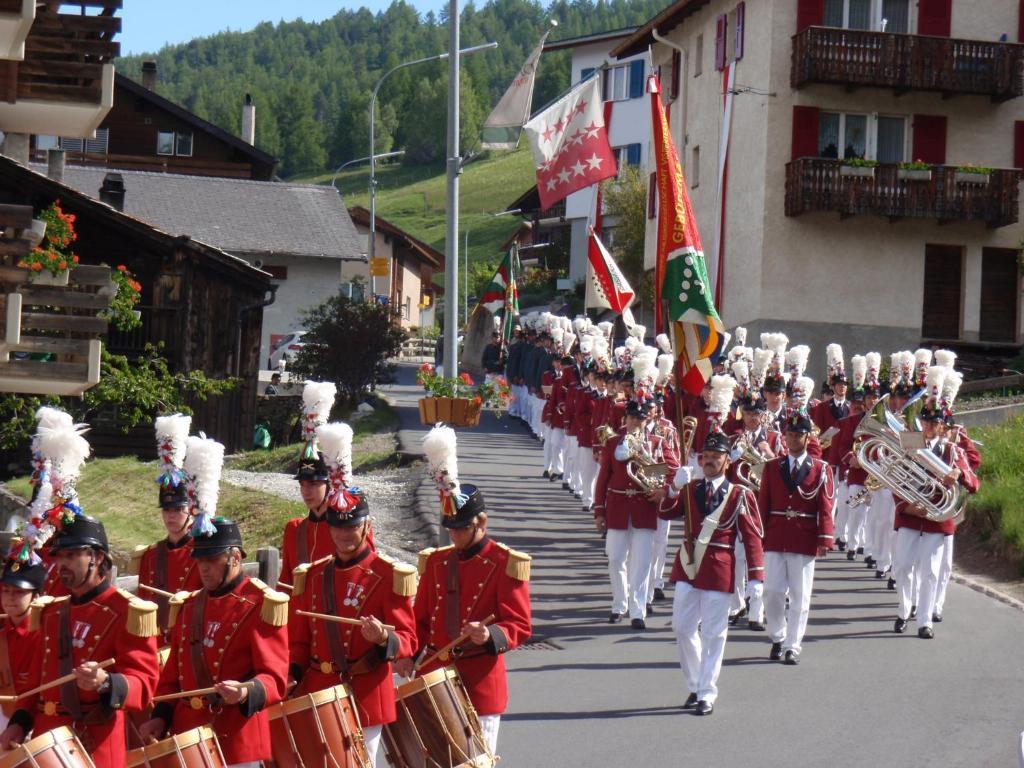 Hotel Restaurant Rothorn Visperterminen Zewnętrze zdjęcie